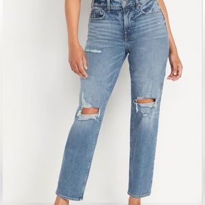 NWOT Mid-rise boyfriend jean